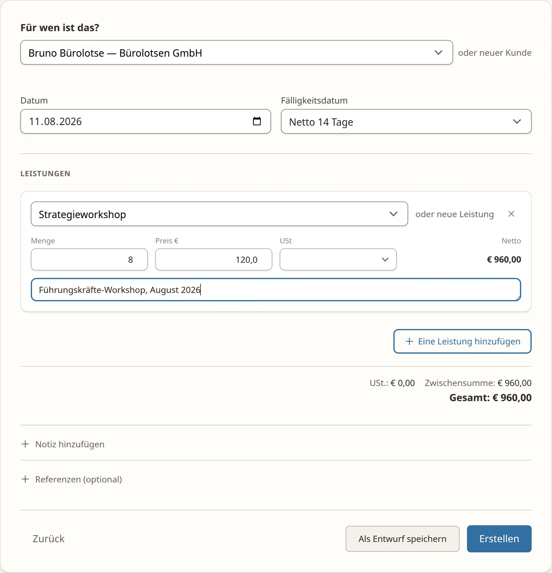 New invoice form: client and service selected, VAT and totals calculated automatically